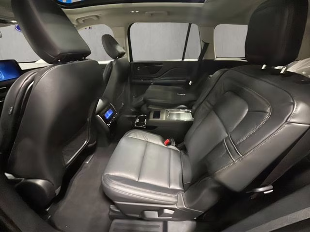 2026 Infinite Black Metallic Clearcoat Lincoln Aviator Reserve AWD SUV