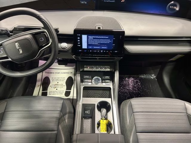 2025 Infinite Black Metallic Clearcoat Lincoln Nautilus Reserve AWD SUV