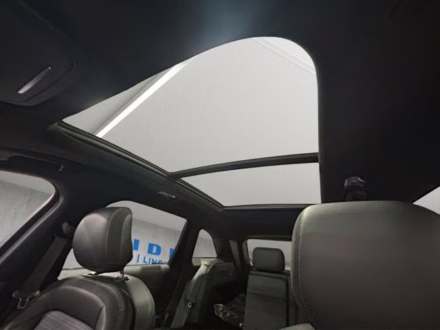 2025 Infinite Black Metallic Clearcoat Lincoln Nautilus Reserve AWD SUV