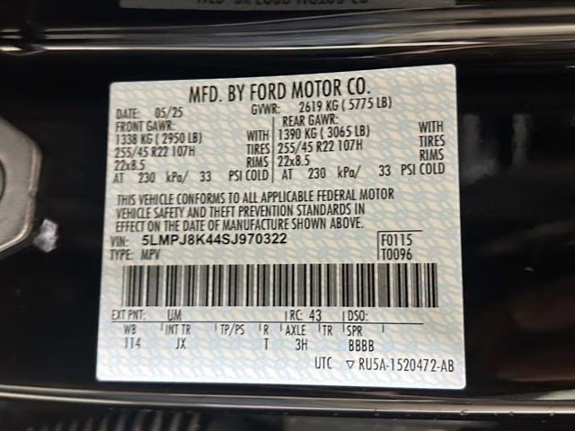 2025 Infinite Black Metallic Clearcoat Lincoln Nautilus Reserve AWD SUV