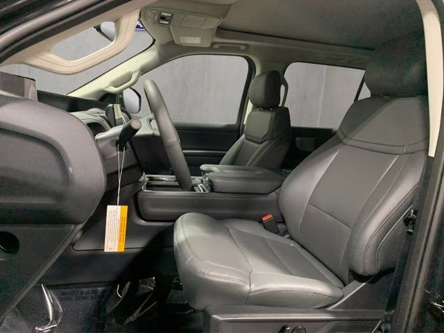 2026 Dark Matter Gray Metallic Ford Expedition Active 4X4 SUV