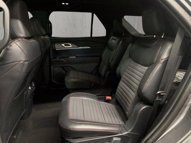 2026 Carbonized Gray Metallic Ford Explorer ST-Line 4X4 SUV