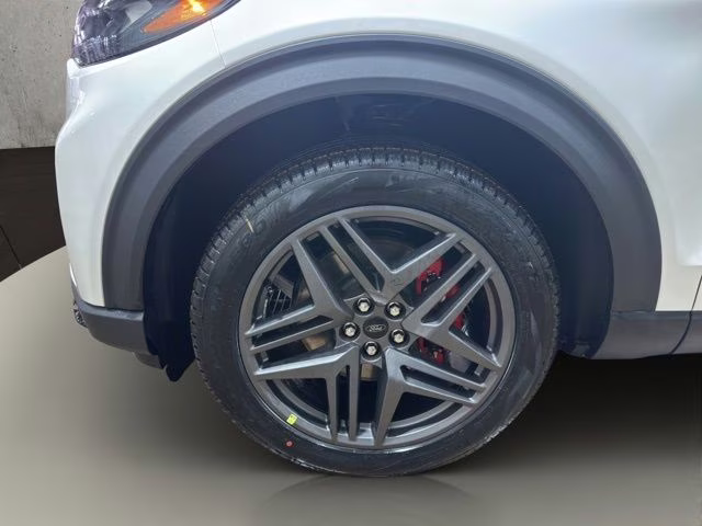 2026 Star White Metallic Tri-Coat Ford Explorer ST-Line 4X4 SUV