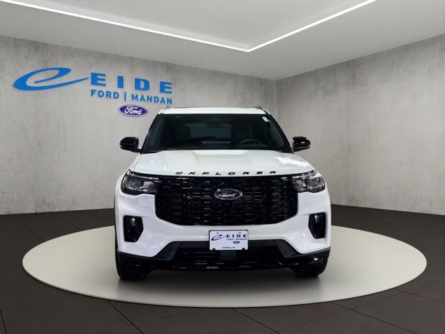 2026 Star White Metallic Tri-Coat Ford Explorer ST-Line 4X4 SUV