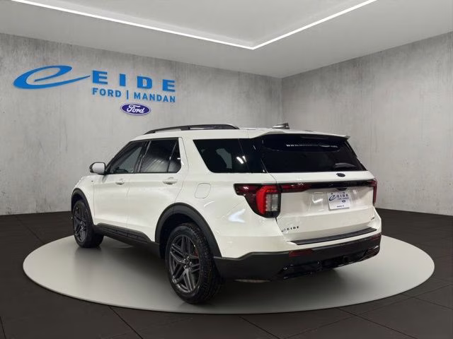 2026 Star White Metallic Tri-Coat Ford Explorer ST-Line 4X4 SUV
