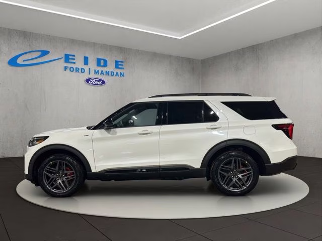 2026 Star White Metallic Tri-Coat Ford Explorer ST-Line 4X4 SUV