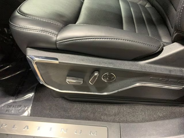 2025 Star White Metallic Tri-Coat Ford F-150 Platinum 4X4 Truck