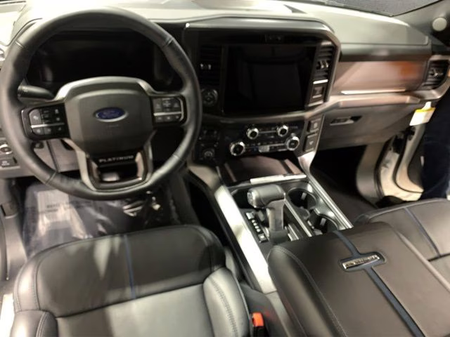 2025 Star White Metallic Tri-Coat Ford F-150 Platinum 4X4 Truck