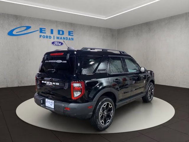 2025 Shadow Black Ford Bronco Sport Outer Banks 4X4 SUV