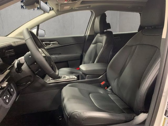 2026 Glacial White Pearl Kia Sportage EX AWD SUV