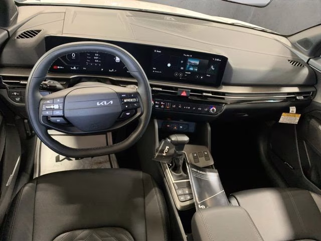 2026 Glacial White Pearl Kia Sportage X-Line AWD SUV