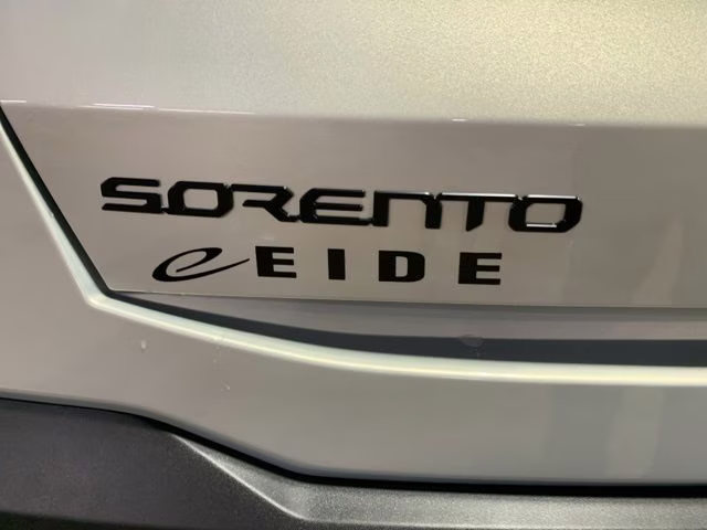 2026 Ivory Silver Kia Sorento X-Line SX Prestige AWD SUV