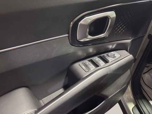 2026 Ivory Silver Kia Sorento S AWD SUV