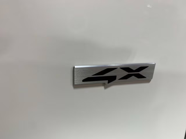 2026 Clear White/Black Roof Kia Seltos SX AWD SUV