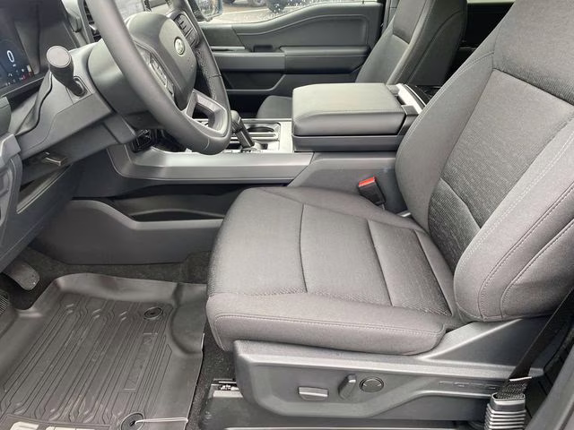 2026 Agate Black Metallic Ford F-150 XLT 4X4 Truck