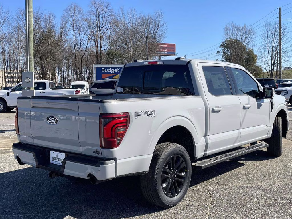 2026 Avalanche Ford F-150 Lariat 4X4 Truck
