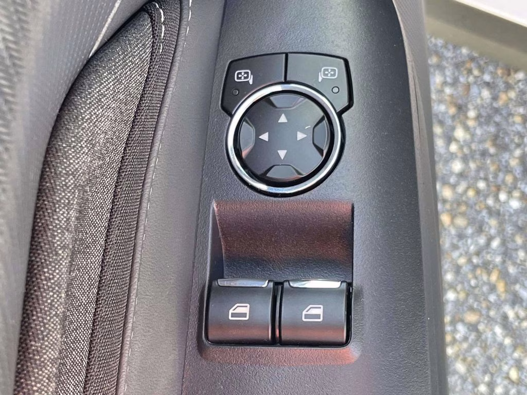 2026 Oxford White Ford Mustang EcoBoost RWD Coupe