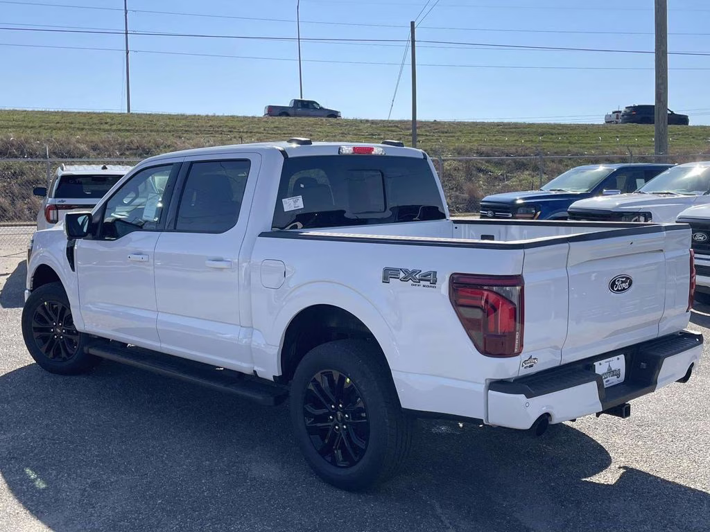 2026 Oxford White Ford F-150 Lariat 4X4 Truck