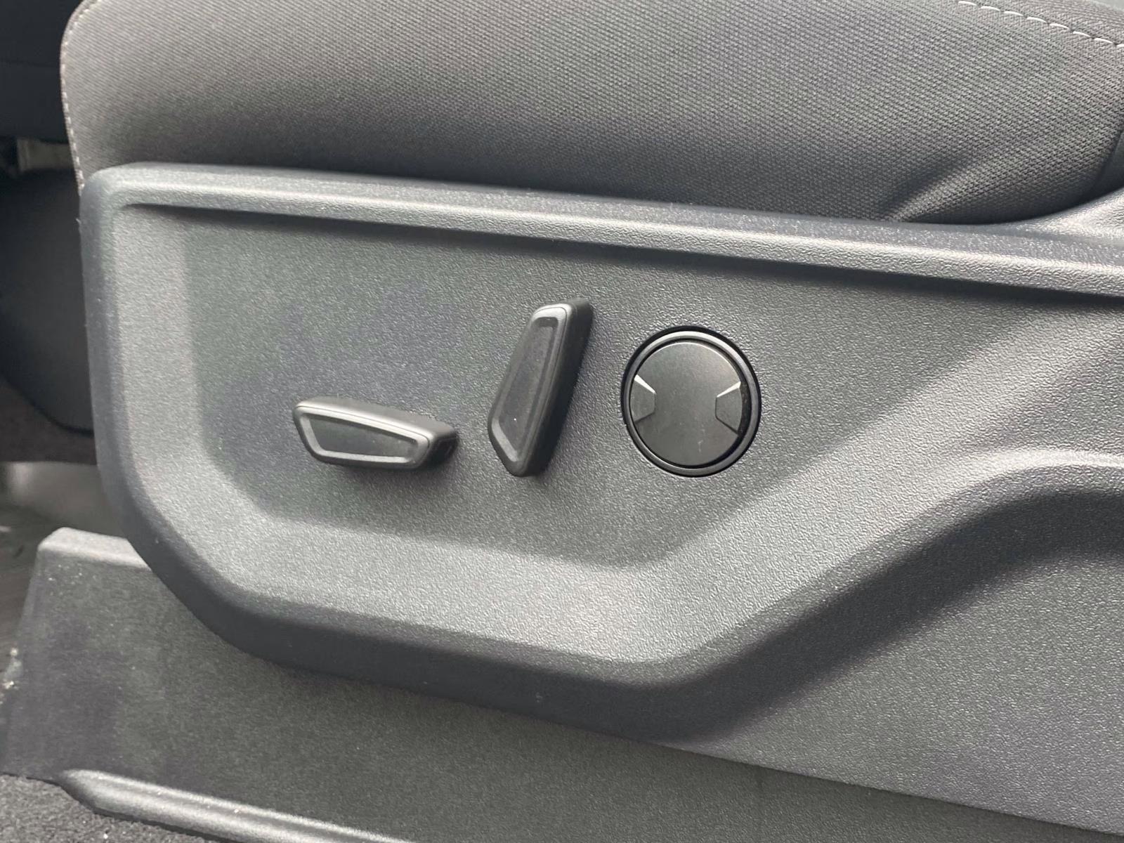 2026 Agate Black Metallic Ford F-150 XLT 4X4 Truck