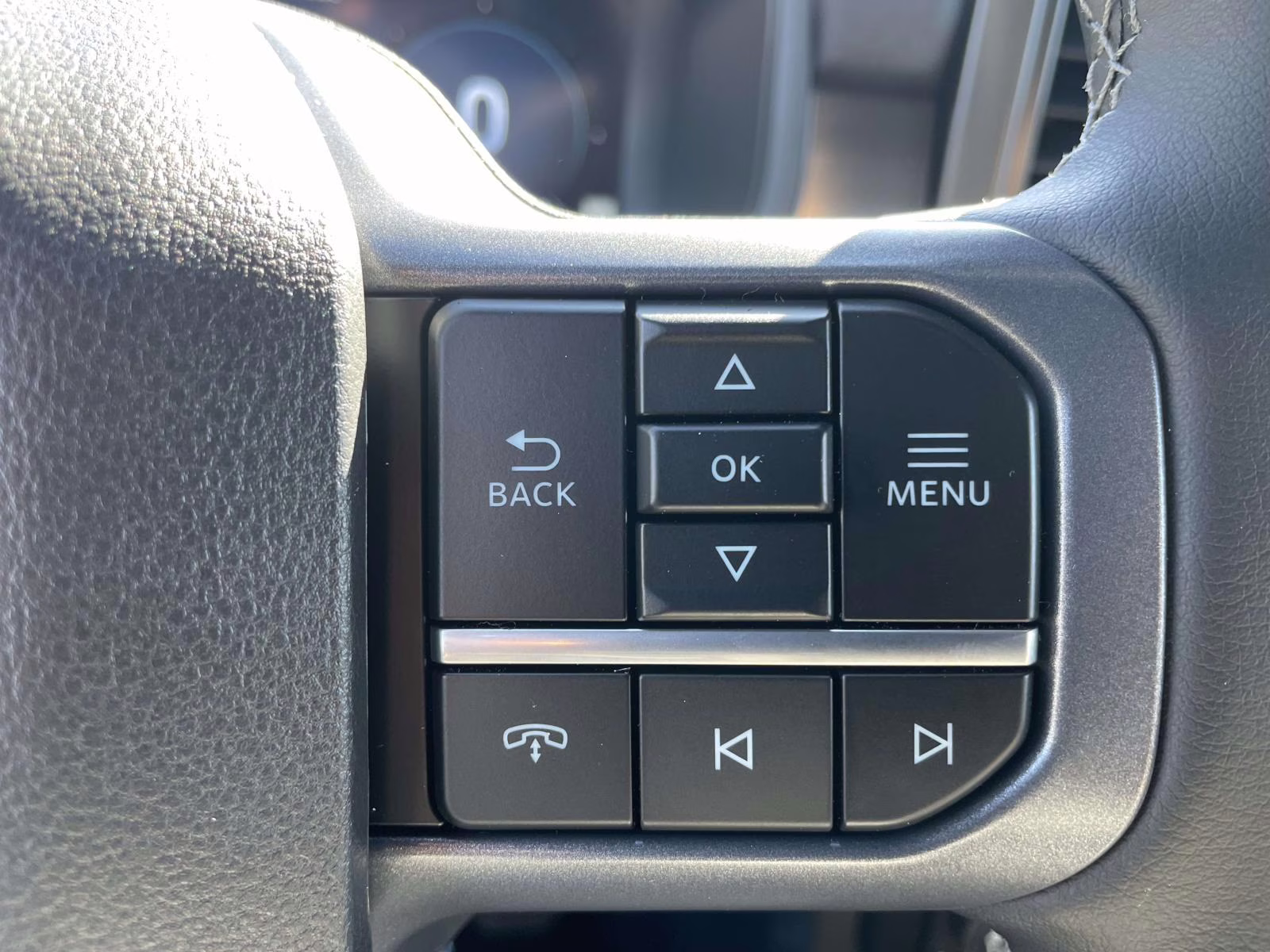 2026 Avalanche Ford F-150 Lariat 4X4 Truck