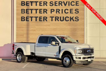 2025 Star White Metallic Tri-Coat Ford Super Duty F-450 DRW Platinum 4X4 Truck