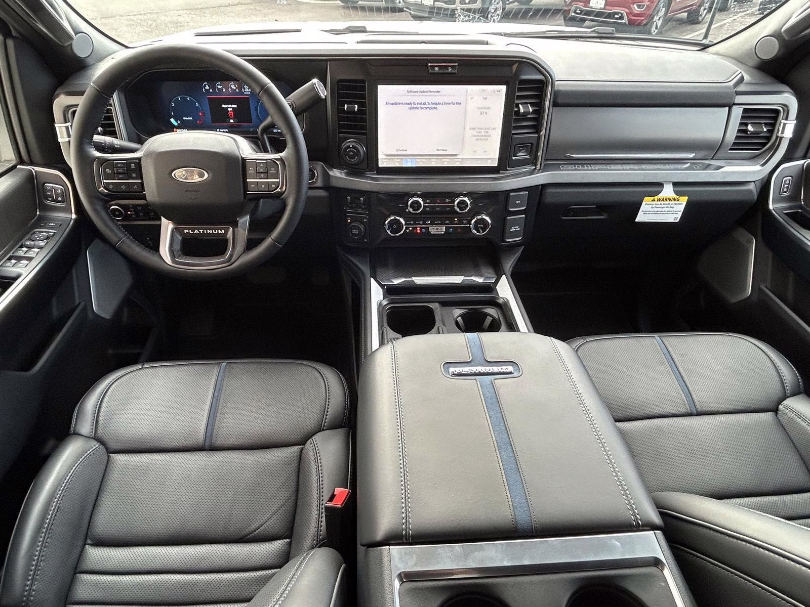 2025 Star White Metallic Tri-Coat Ford Super Duty F-450 DRW Platinum 4X4 Truck