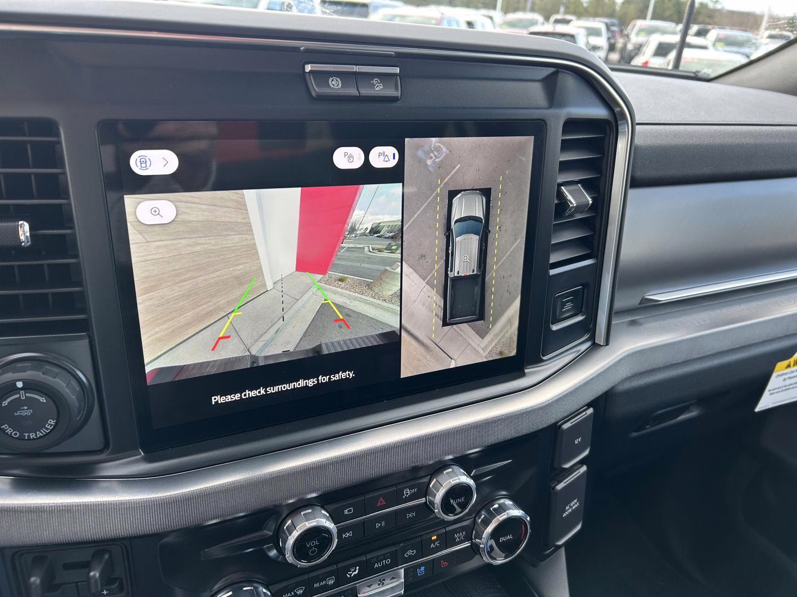 2025 Star White Metallic Tri-Coat Ford Super Duty F-450 DRW Platinum 4X4 Truck