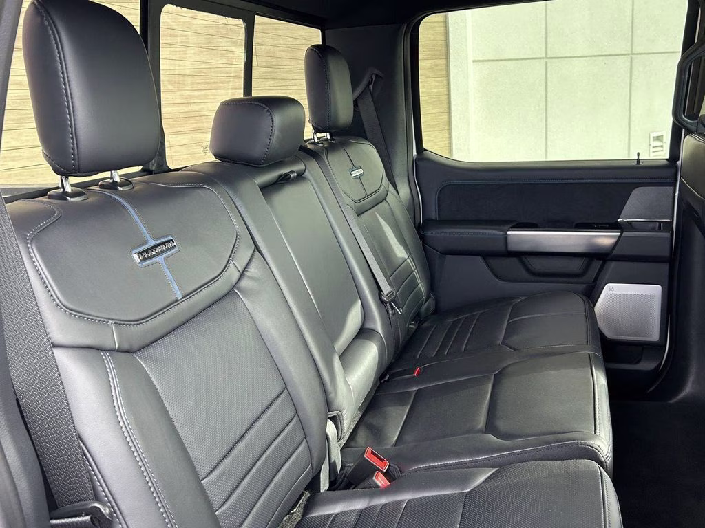 2025 White Ford Super Duty F-450 DRW Platinum 4X4 Truck