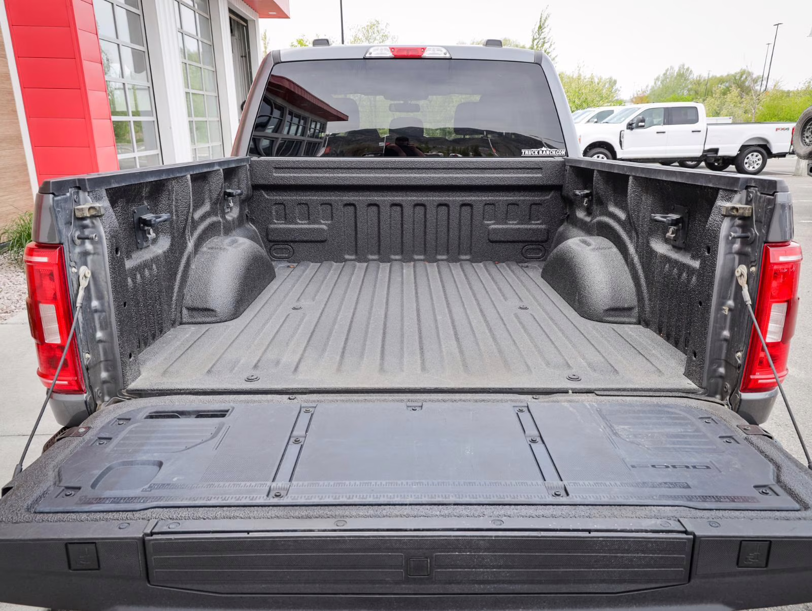 2022 Carbonized Gray Metallic Ford F-150 XLT 4X4 Truck