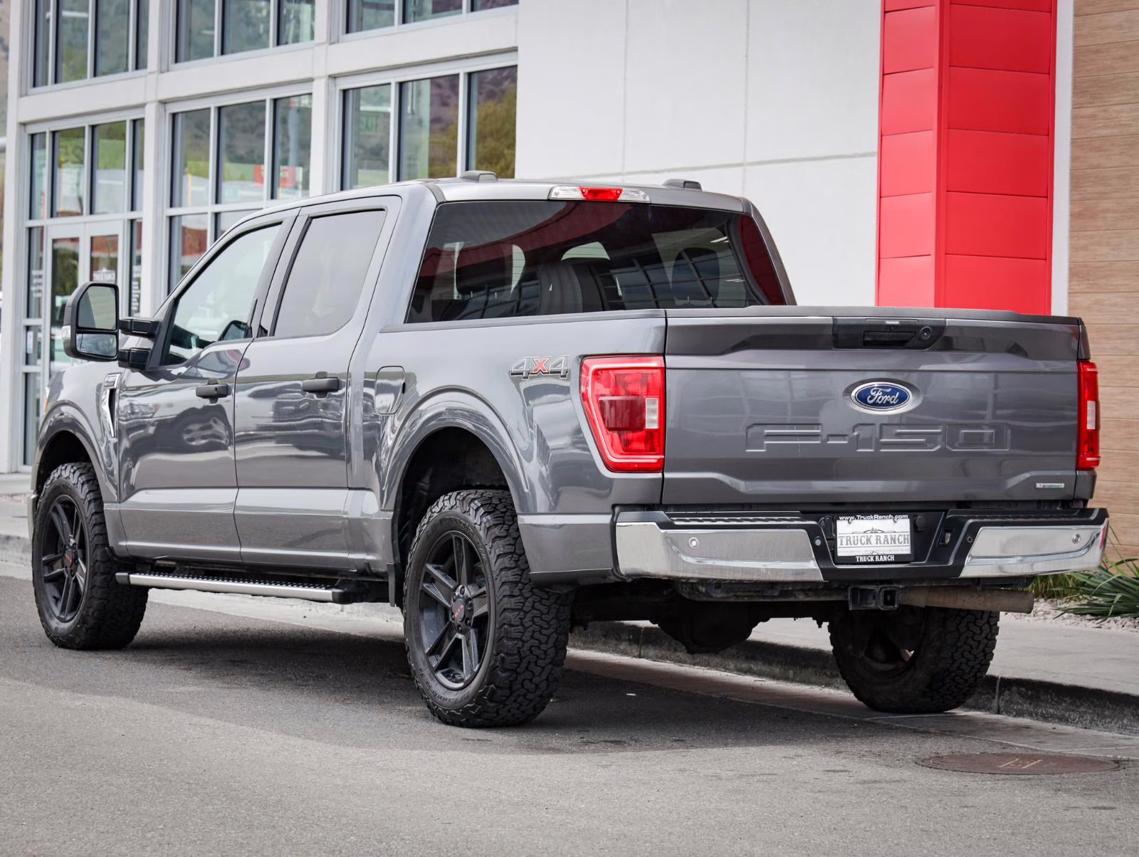 2022 Carbonized Gray Metallic Ford F-150 XLT 4X4 Truck