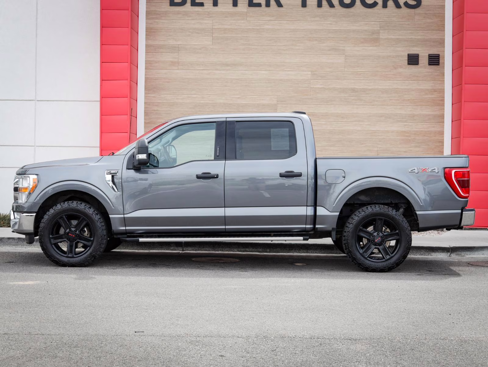 2022 Carbonized Gray Metallic Ford F-150 XLT 4X4 Truck