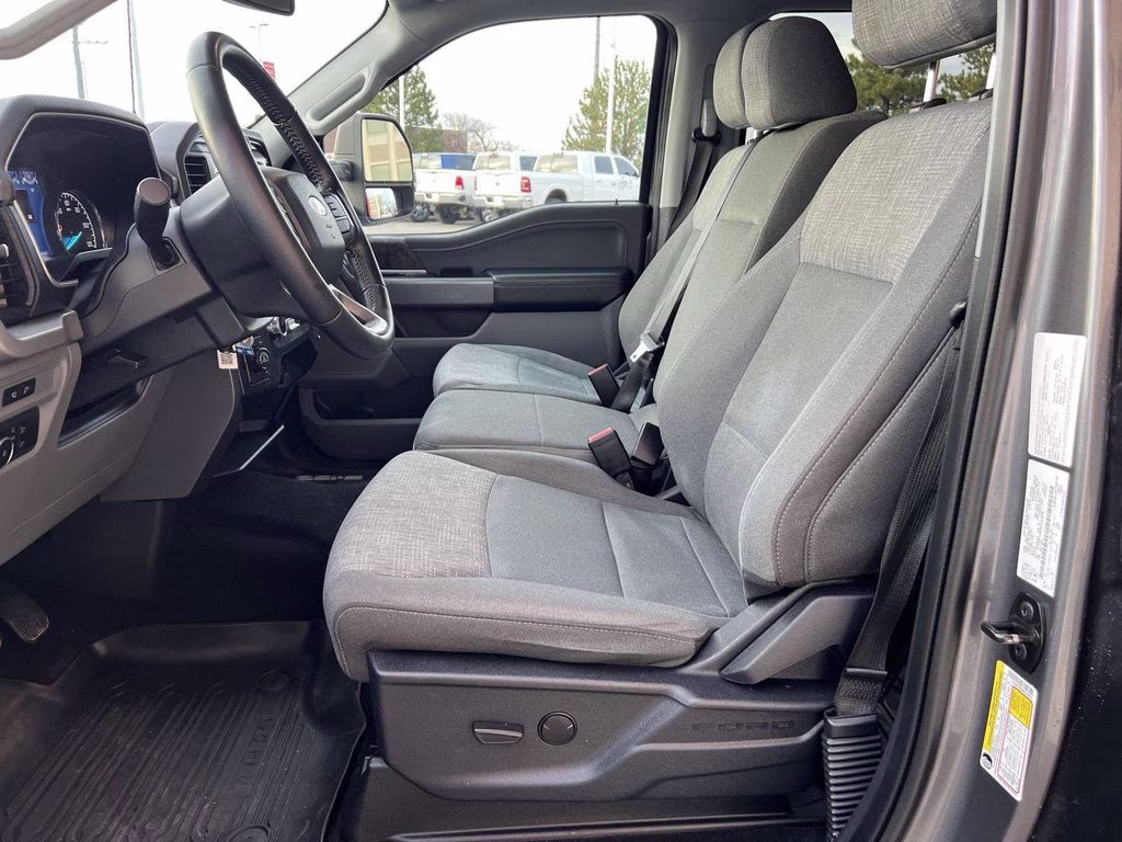 2022 Silver Ford F-150 XLT 4X4 Truck