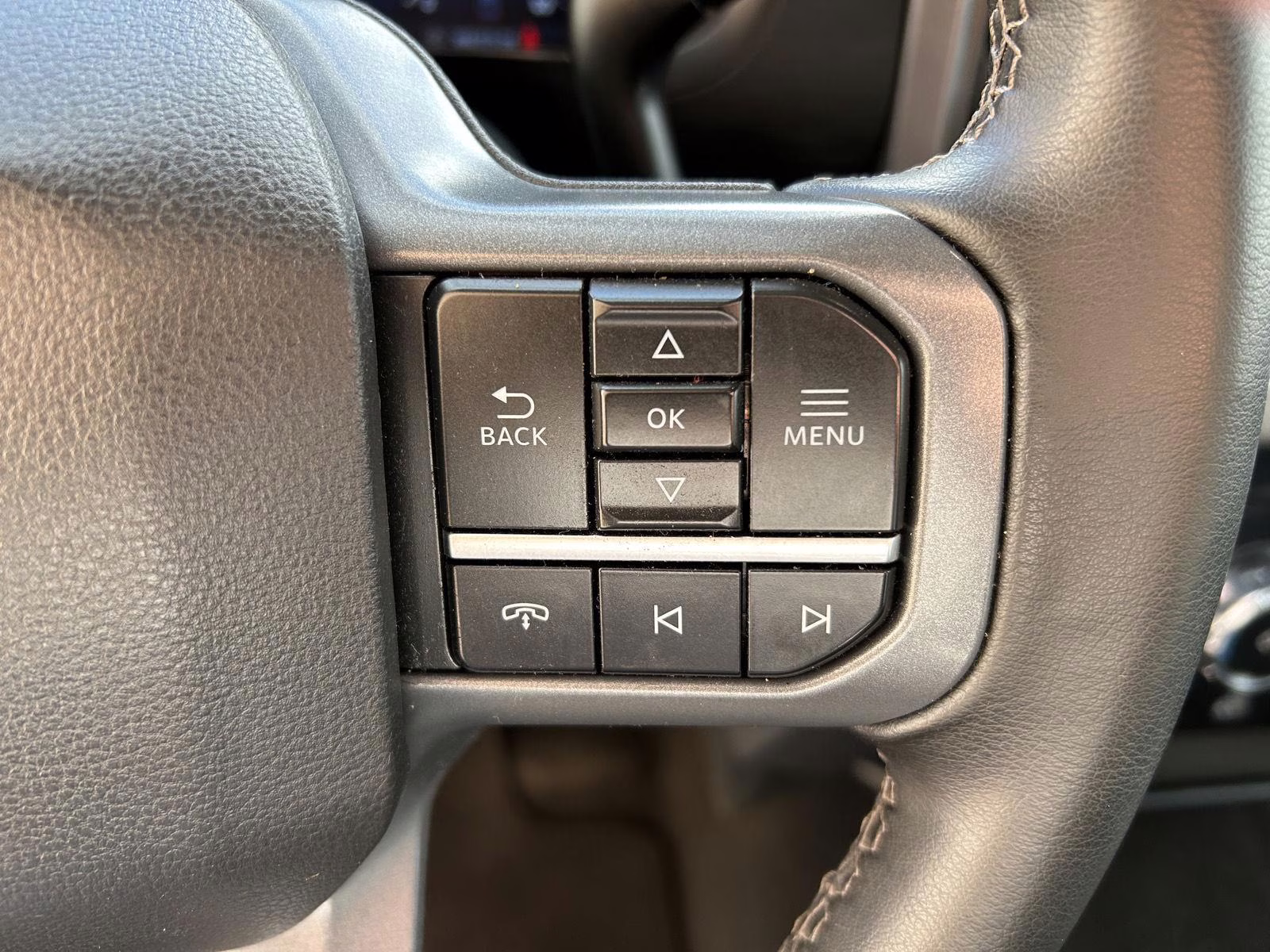 2024 Oxford White Ford F-150 XLT 4X4 Truck