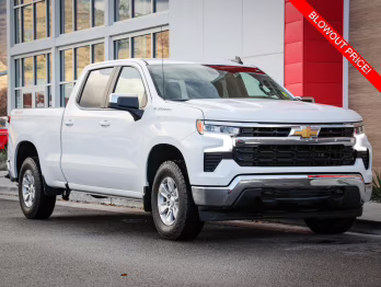 2024 Summit White Chevrolet Silverado 1500 LT 4X4 Truck