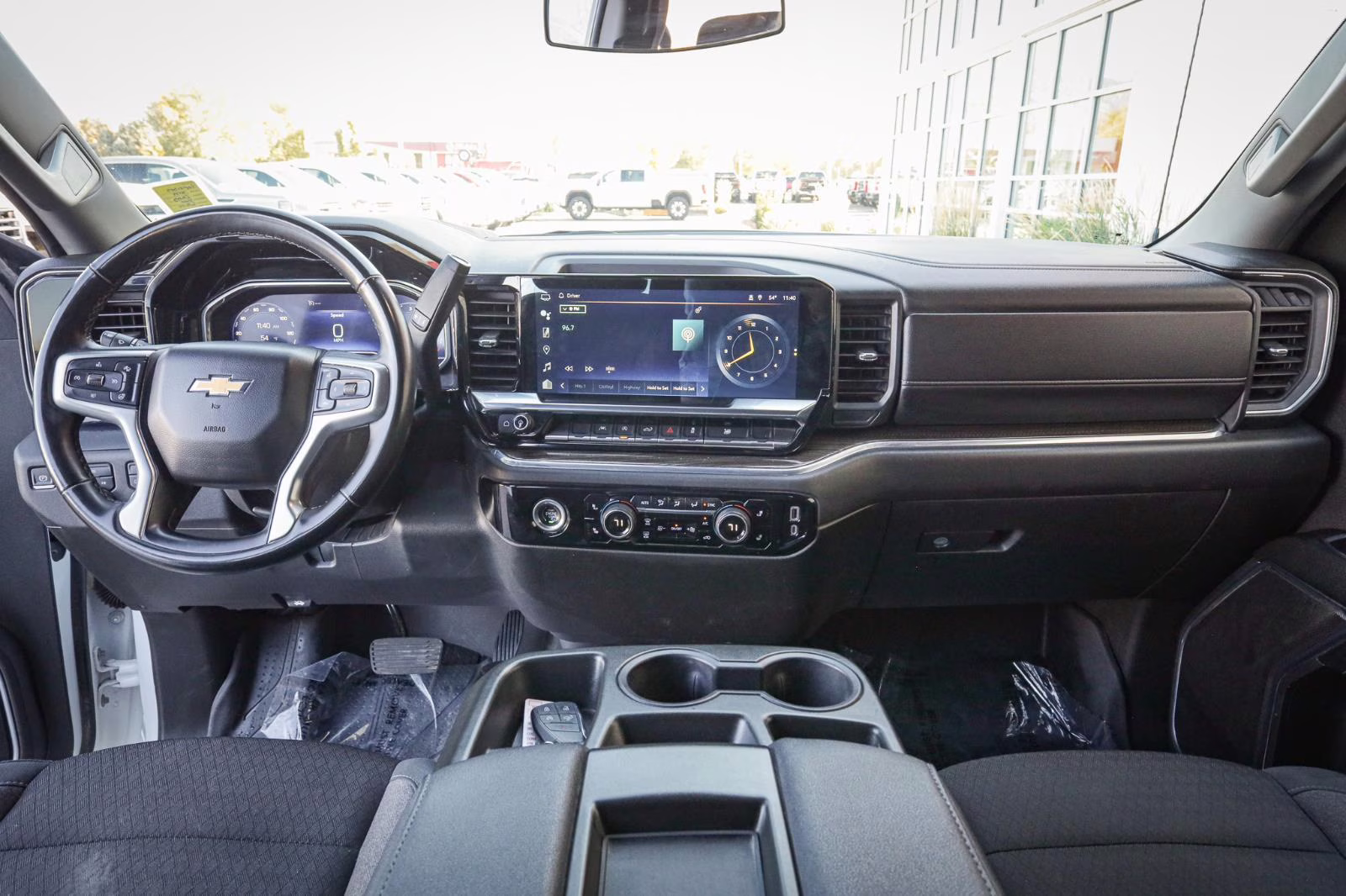 2024 Summit White Chevrolet Silverado 1500 LT 4X4 Truck