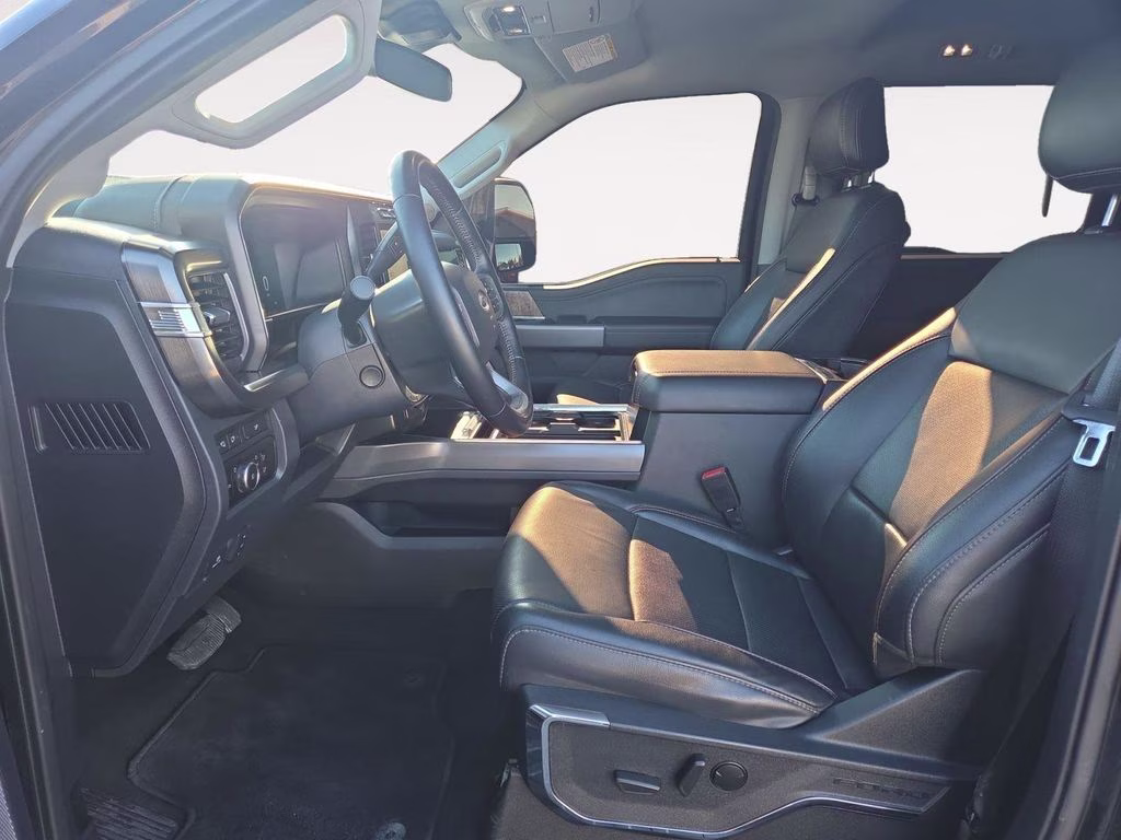 2024 Black Metallic Ford Super Duty F-250 SRW Lariat 4X4 Truck