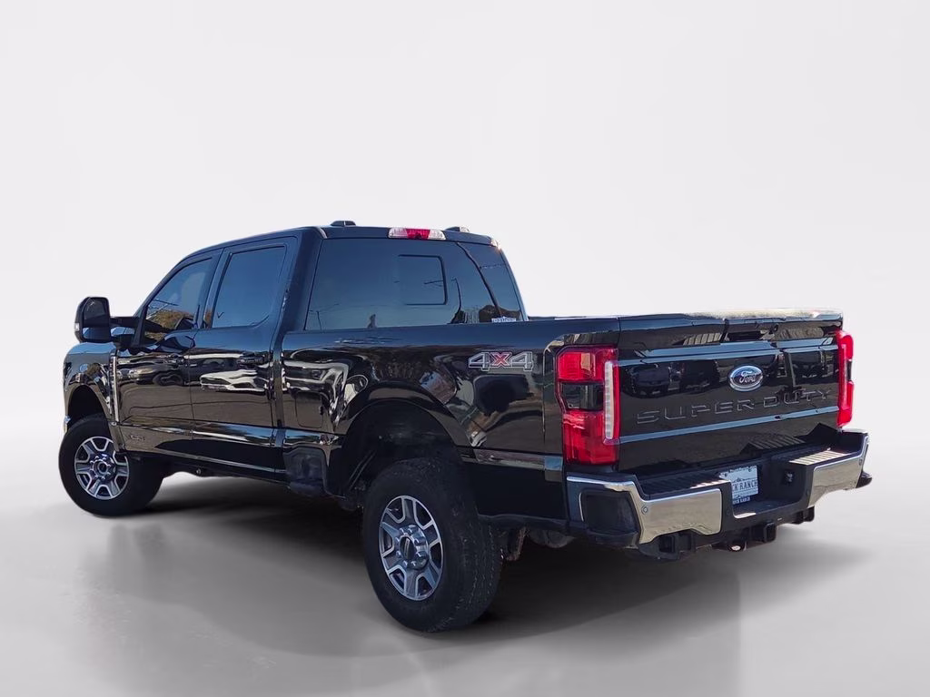 2024 Black Metallic Ford Super Duty F-250 SRW Lariat 4X4 Truck