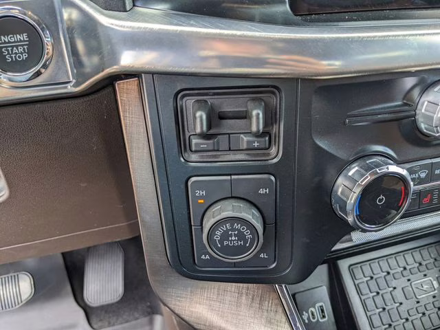 2025 Blue Metallic Ford F-150 King Ranch 4X4 Truck