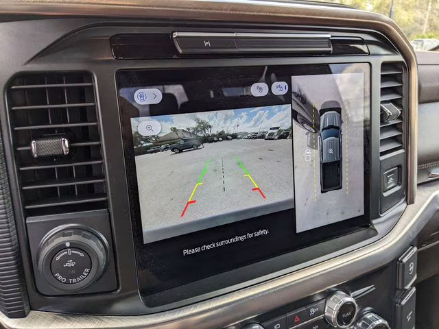 2025 Blue Metallic Ford F-150 King Ranch 4X4 Truck