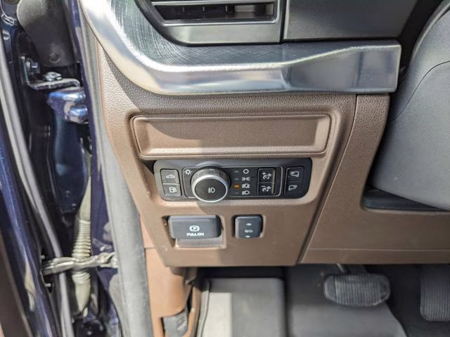 2025 Blue Metallic Ford F-150 King Ranch 4X4 Truck