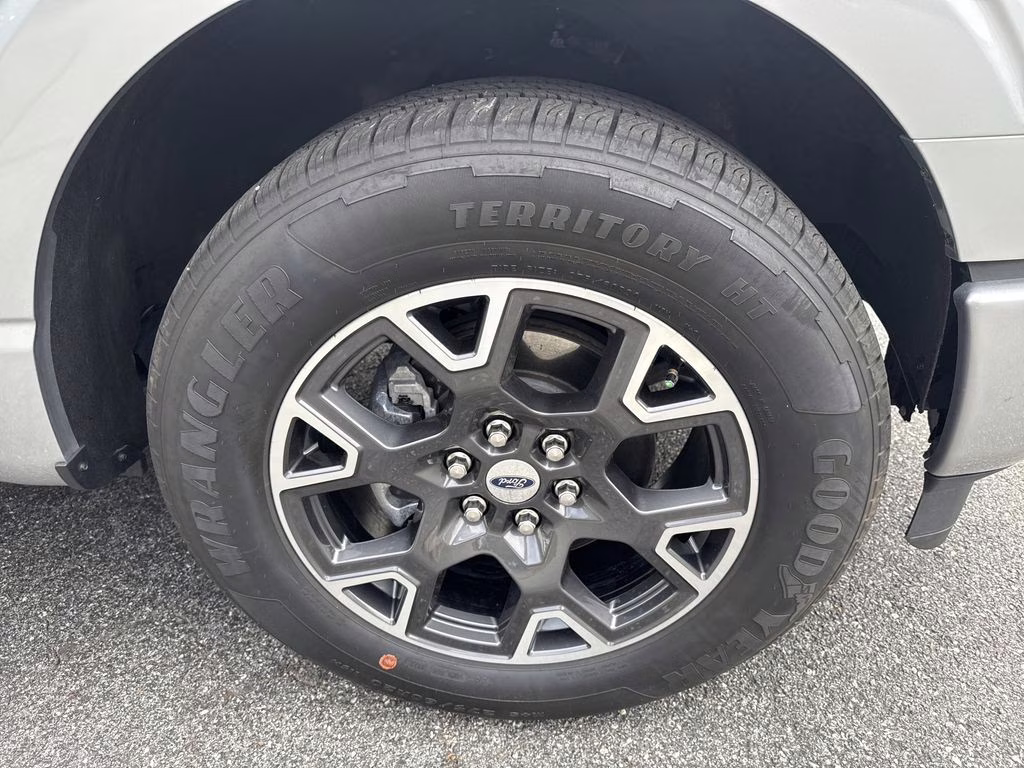 2024 Iconic Silver Metallic Ford F-150 STX RWD Truck
