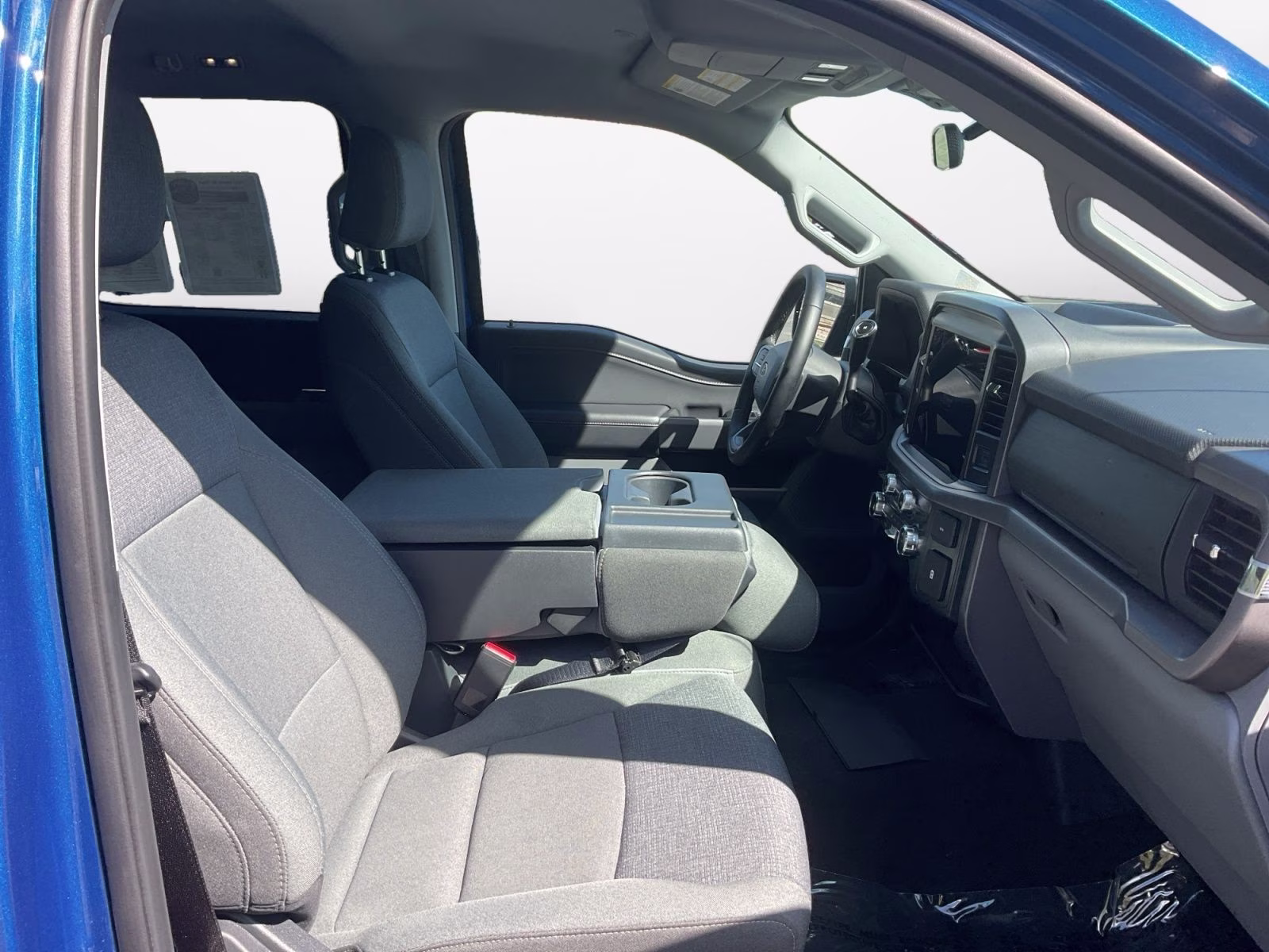 2025 Atlas Blue Metallic Ford F-150 XLT 4X4 Truck