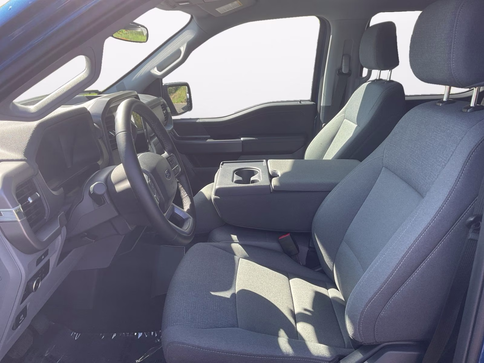 2025 Atlas Blue Metallic Ford F-150 XLT 4X4 Truck