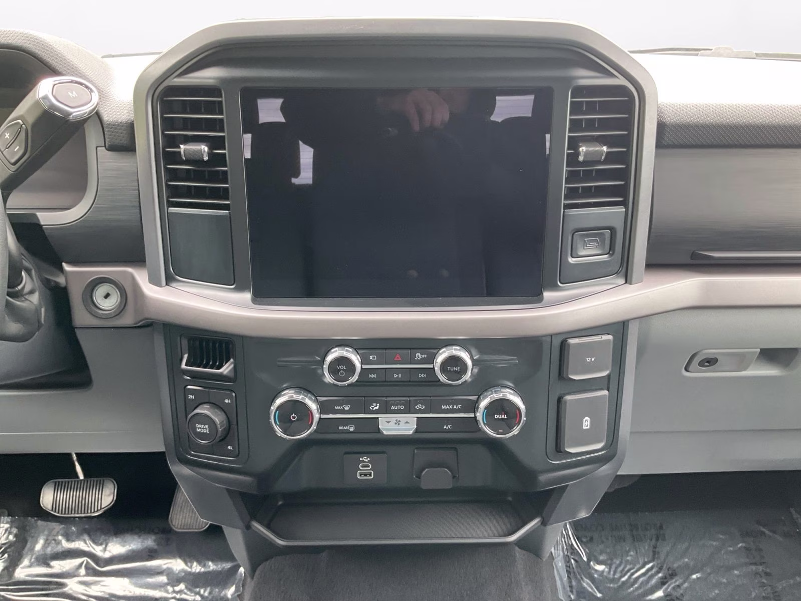 2025 Atlas Blue Metallic Ford F-150 XLT 4X4 Truck