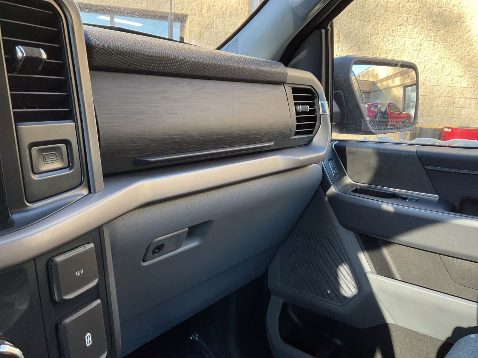 2025 Atlas Blue Metallic Ford F-150 XLT 4X4 Truck