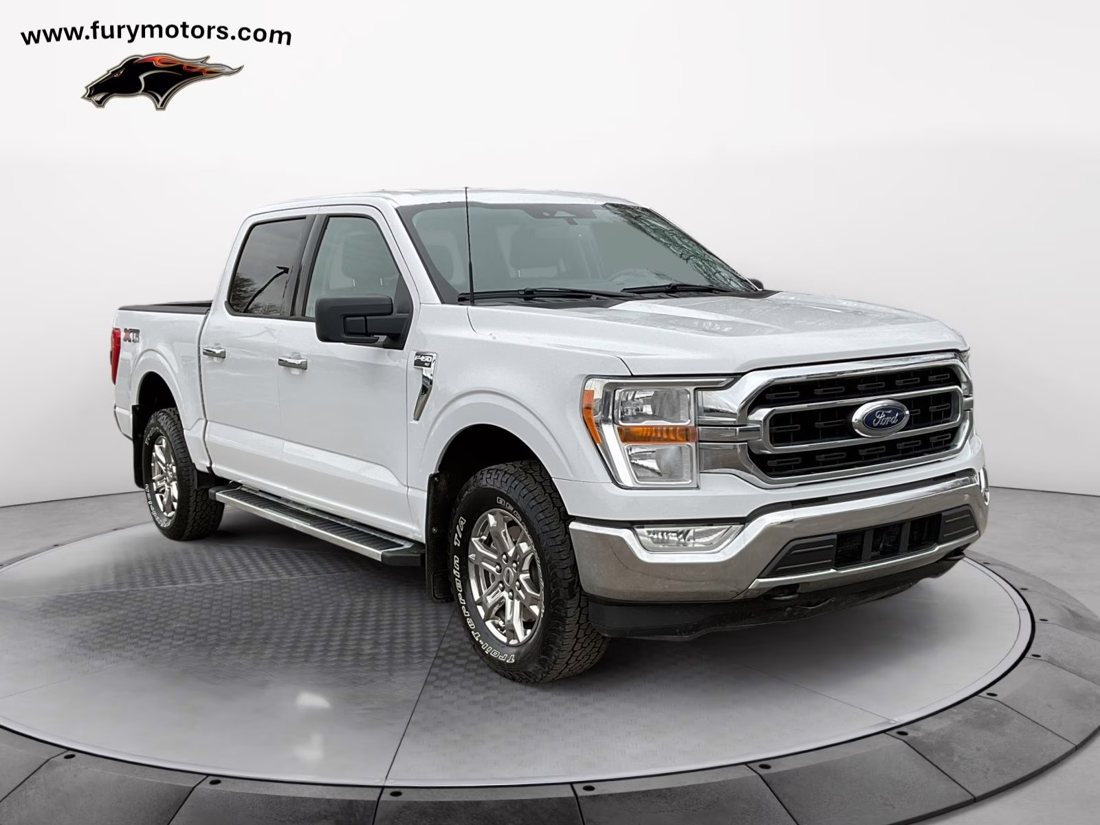 2023 Oxford White Ford F-150 XLT 4X4 Truck