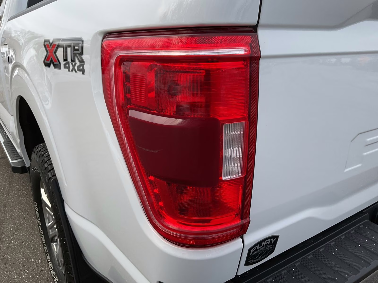 2023 Oxford White Ford F-150 XLT 4X4 Truck