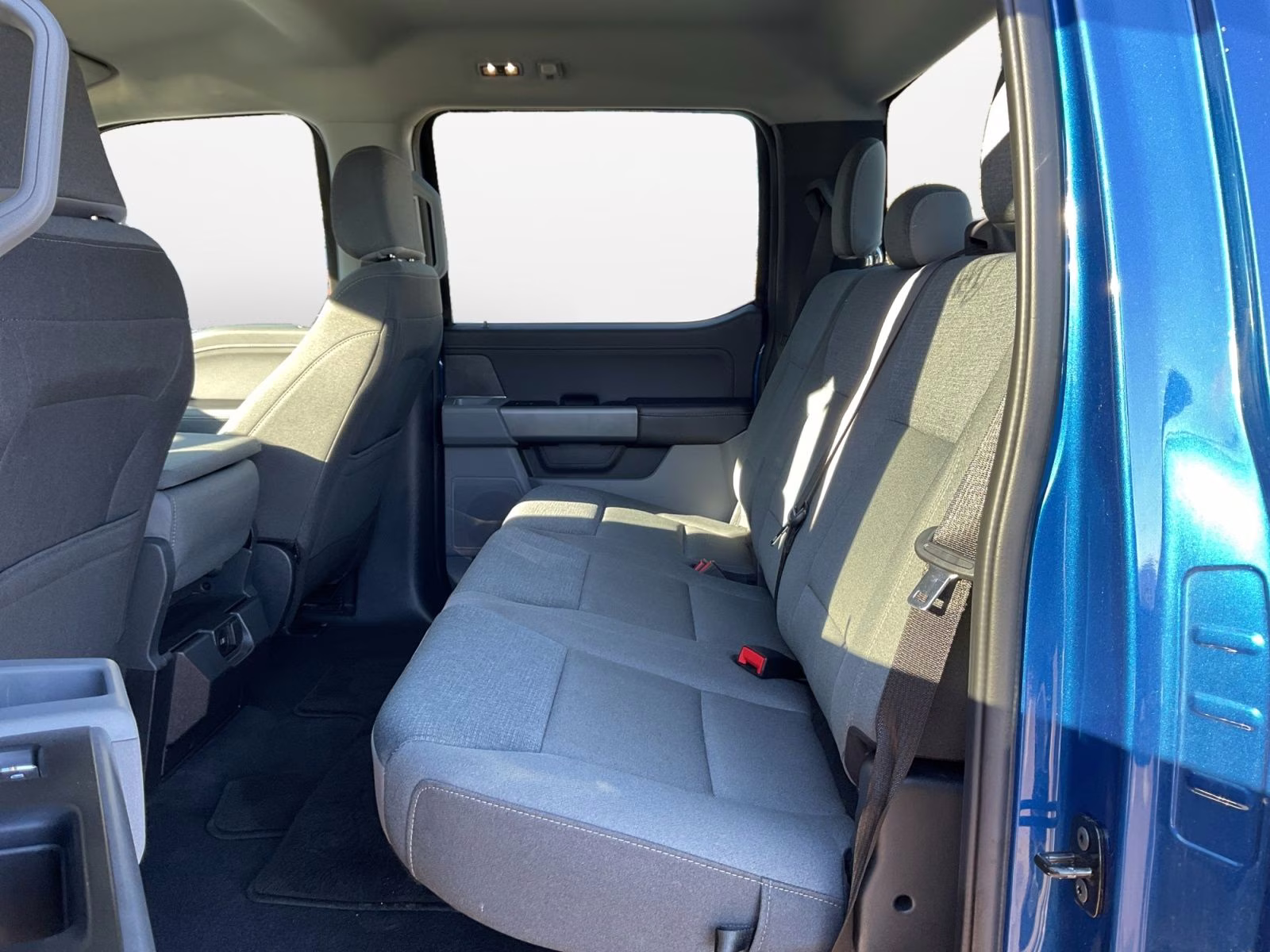 2025 Atlas Blue Metallic Ford F-150 XLT 4X4 Truck