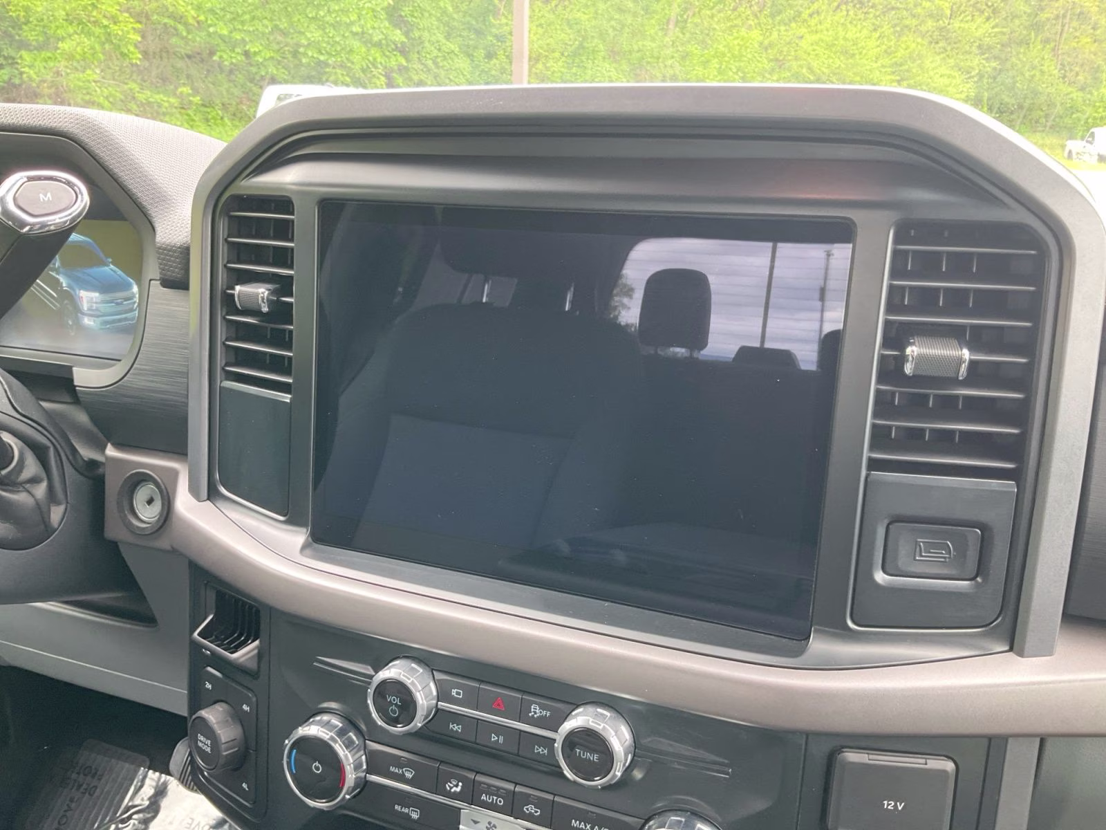 2025 Atlas Blue Metallic Ford F-150 XLT 4X4 Truck