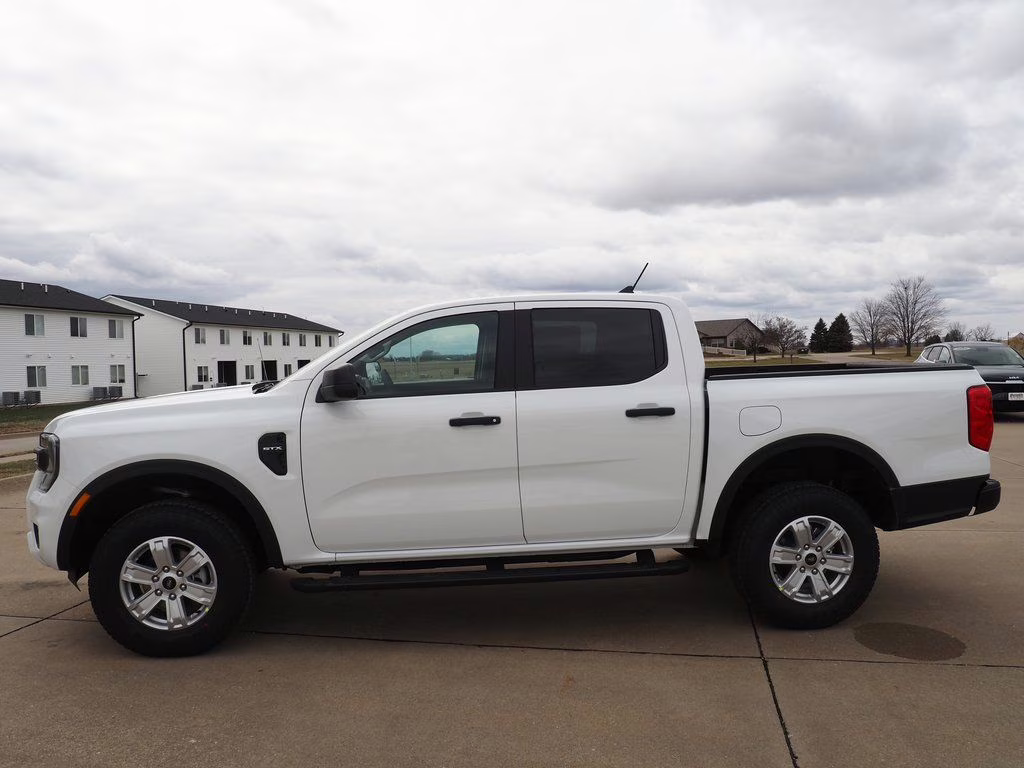 2025 Oxford White Ford Ranger XL RWD Truck